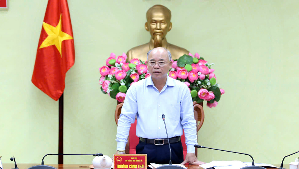 UBND tỉnh họp xử lý các khó khăn, vướng mắc của các dự án do 02 Ban Quản lý dự án làm Chủ đầu tư